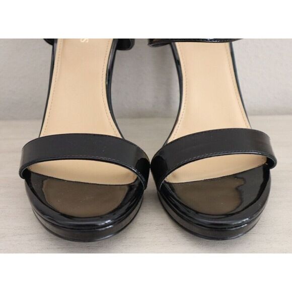 GUESS Women's Sz 8.5M Black Patent Leather Tarena Strappy Sandals - Picture 5 of 8